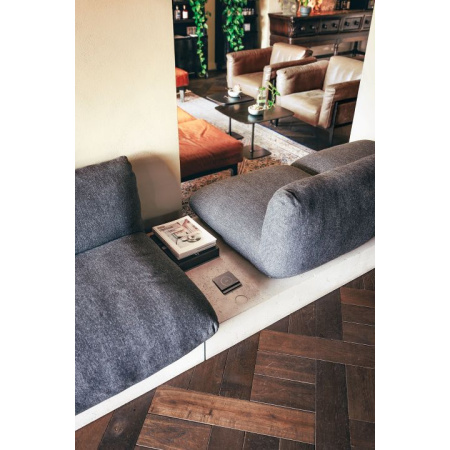 evoline_circele80_schiebedeckel-schwarz_lobby_1556894194